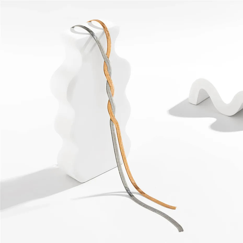 Elegant long Necklace with adjustable snake design