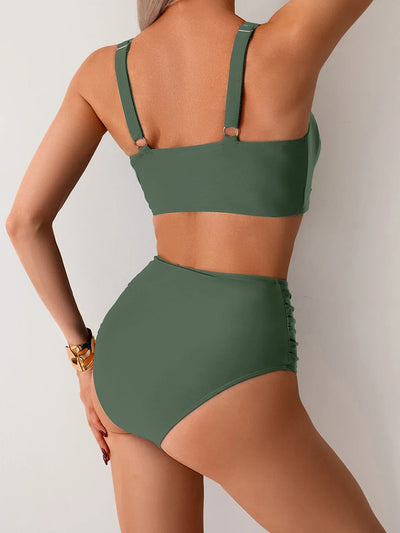 Kasia | Ruffled bandeau bikini