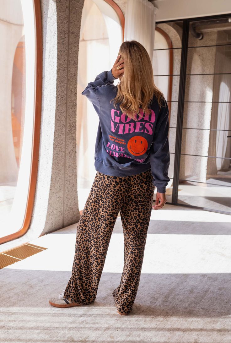 MIRA™ | The leopard sweatpants