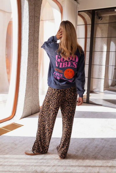 MIRA™ | The leopard sweatpants