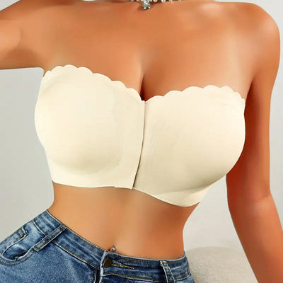 Strapless bandeau bra with front closure